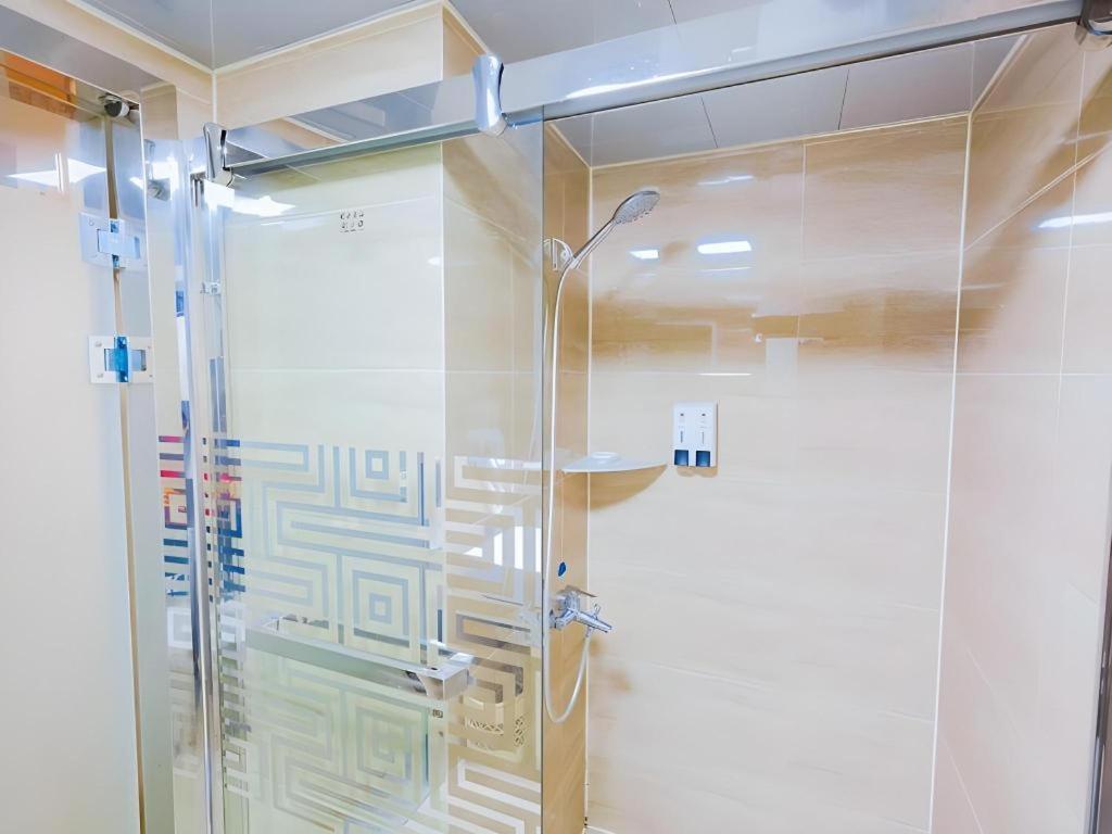 Greentree Inn Shanghai Guangxin Road Tongji Hospital Express Hotel Exterior photo