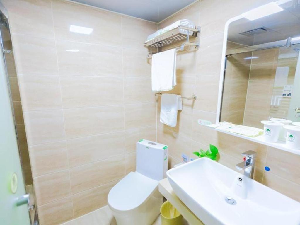 Greentree Inn Shanghai Guangxin Road Tongji Hospital Express Hotel Exterior photo